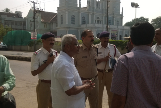 MLA Lobo inspects  prominent junctions 1